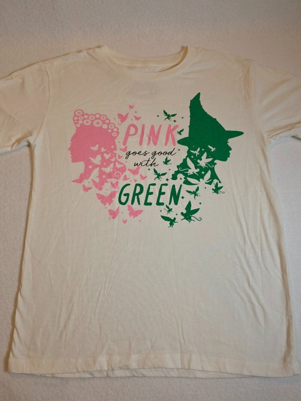 Wicked Movie Youth Large 10/12 Pink Goes Good With Green Graphic Tee White Glind